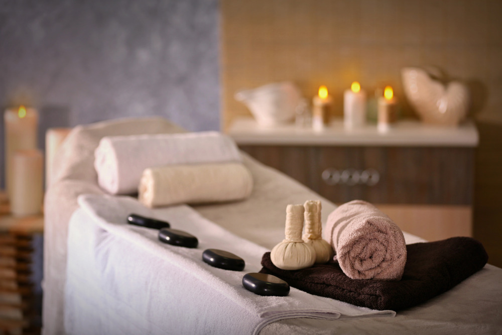 Thai hot stem massage therapy